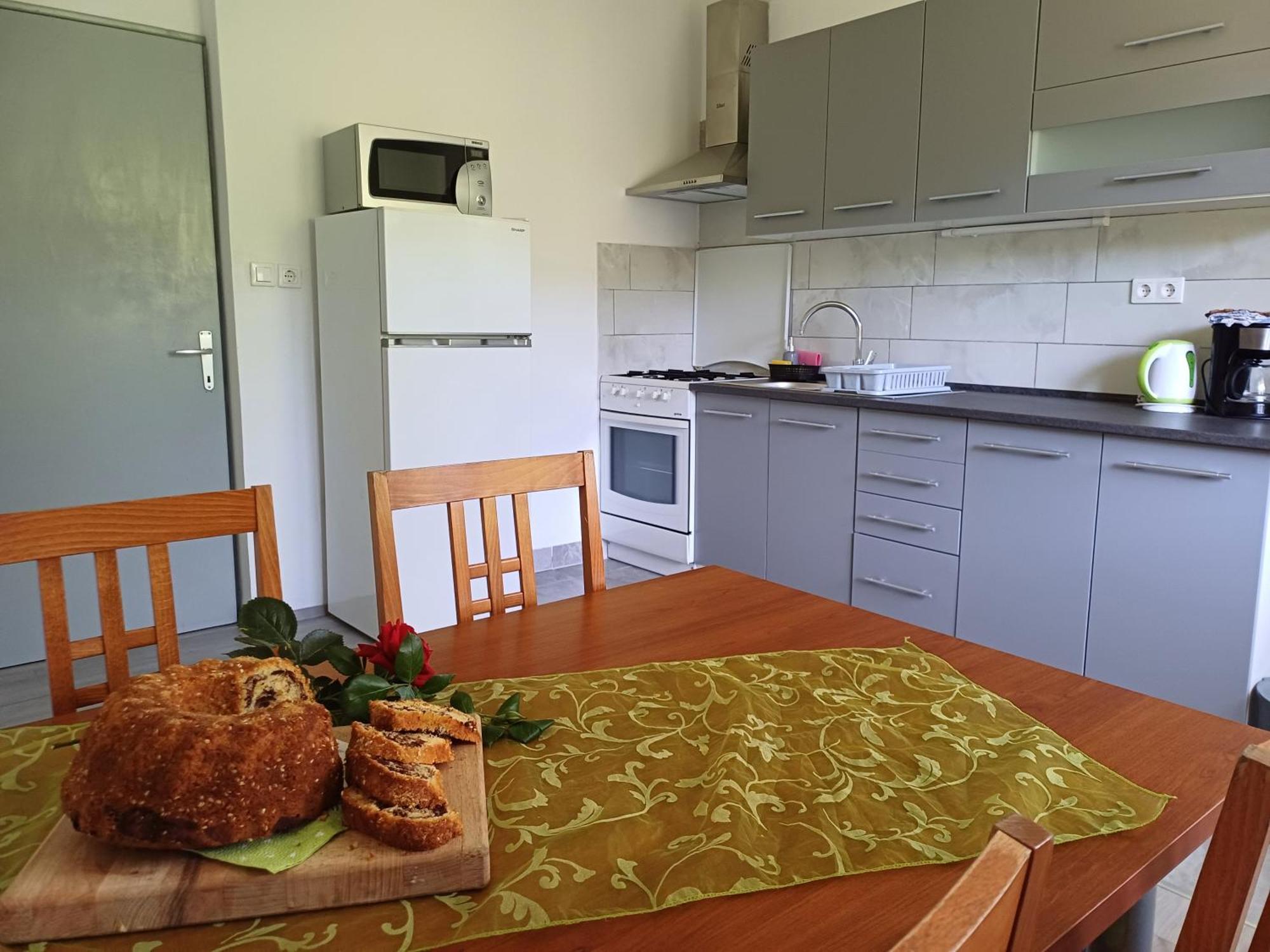 Apartma Ginga Osilnica 외부 사진